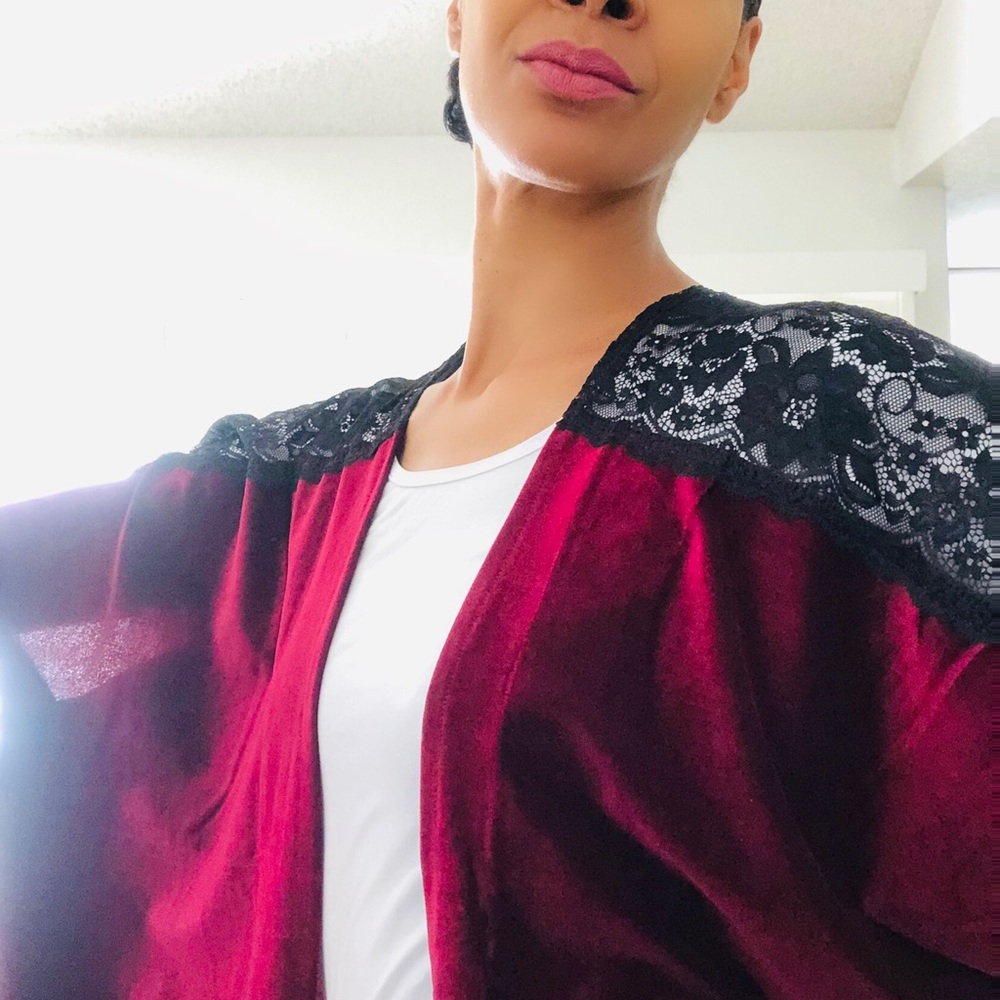 Velvet Rope Kimono - Picture 8 of 9
